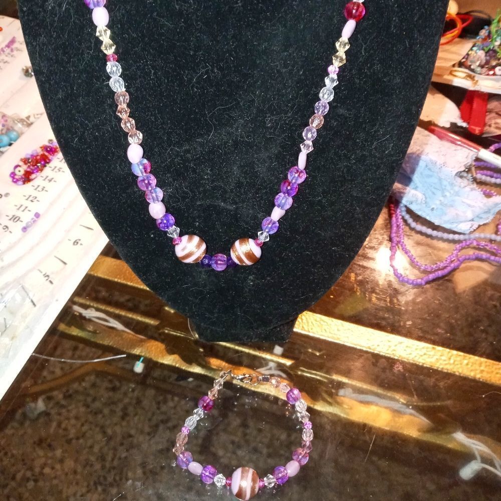 Handmade Necklace and bracelet set patite